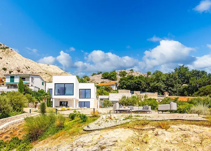 Shoreline Serenity Stara Baška