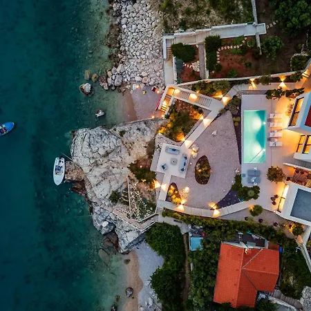 Villa Shoreline Serenity Stara Baška