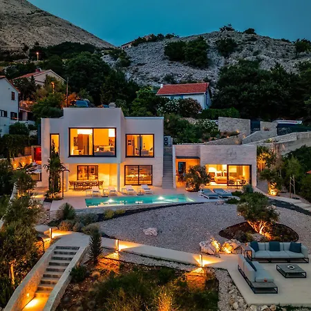Shoreline Serenity Villa Stara Baška